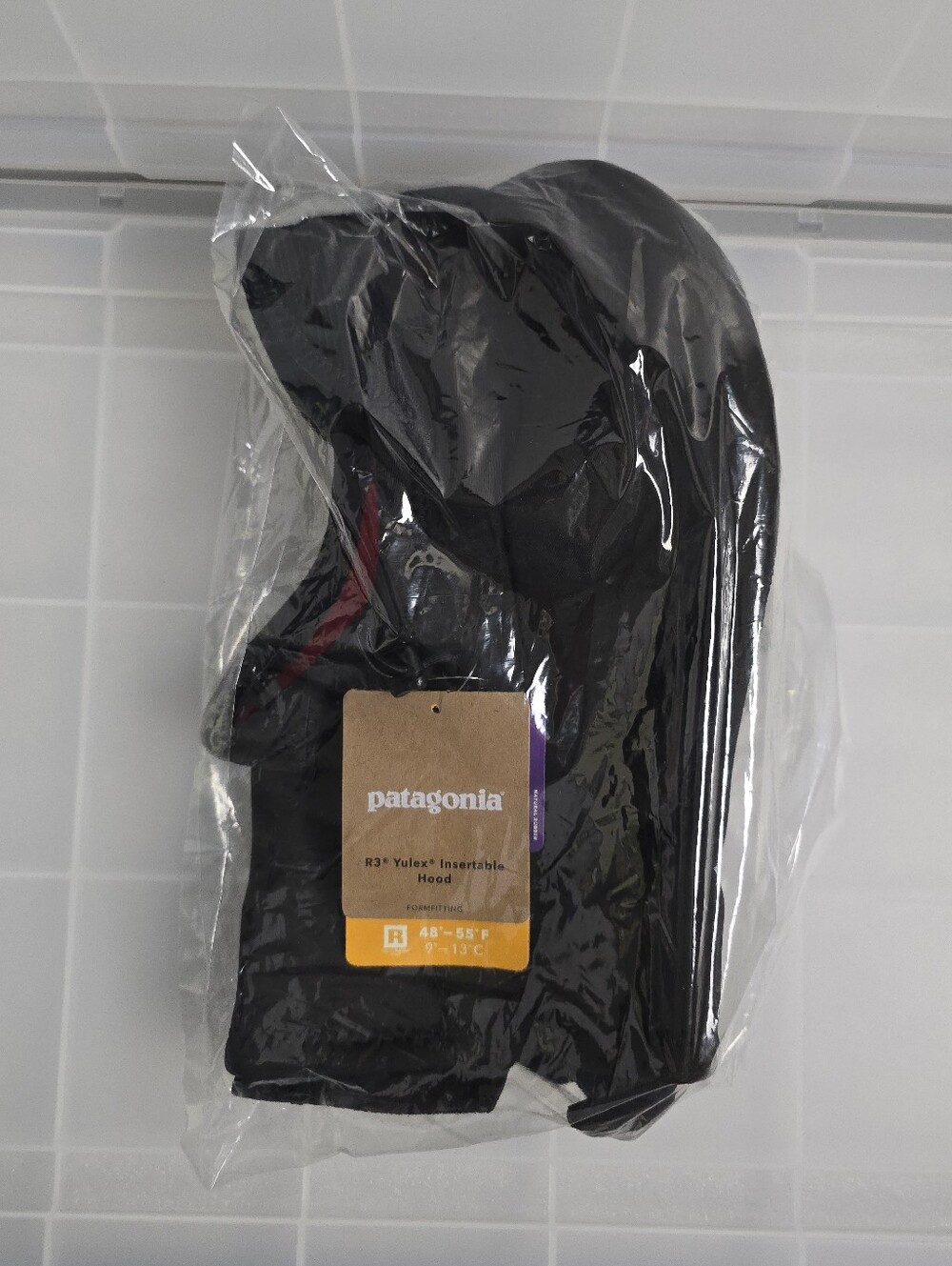 Patagonia R3 Yulex Insertable Hood - Picture 11 of 12
